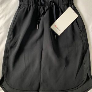 Lululemon Black On the Fly Skirt Size 0
